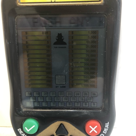 Deal Or No Deal Electronic Handheld Video Game By Endemol (2006) [TESTED] - Picture 10 of 10